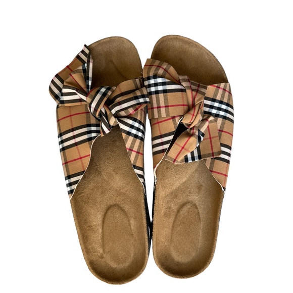 New Sandals 8 1/2 Women - Picture 2 of 3